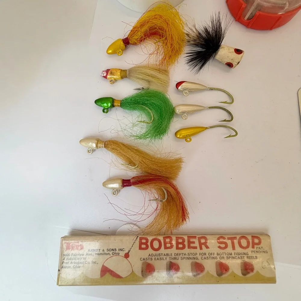 Vintage Fishing Tackle Lot Detty’s Fish Gripper Trilene Line Lures Swivels - Picture 2 of 9
